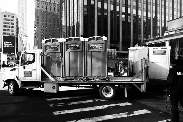 Best Portable toilet rental cost  in Raintree Plantation, MO